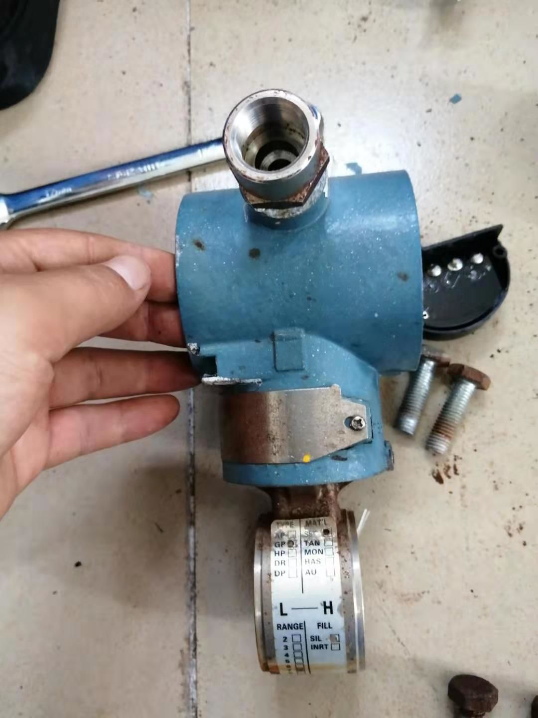 电容差压草莓视频APP色版拆卸查看内部结构