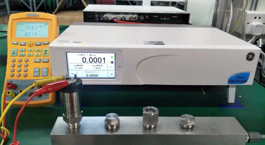 刚才！伊美压力草莓视频APP色版销售突破300，000台！